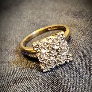 10k diamond chips ring